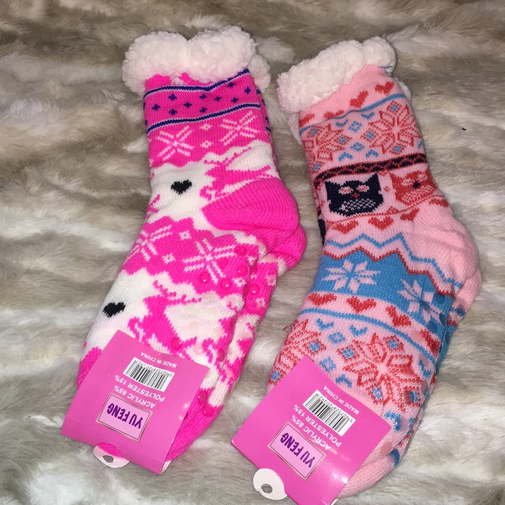 Socks/feet warmer.